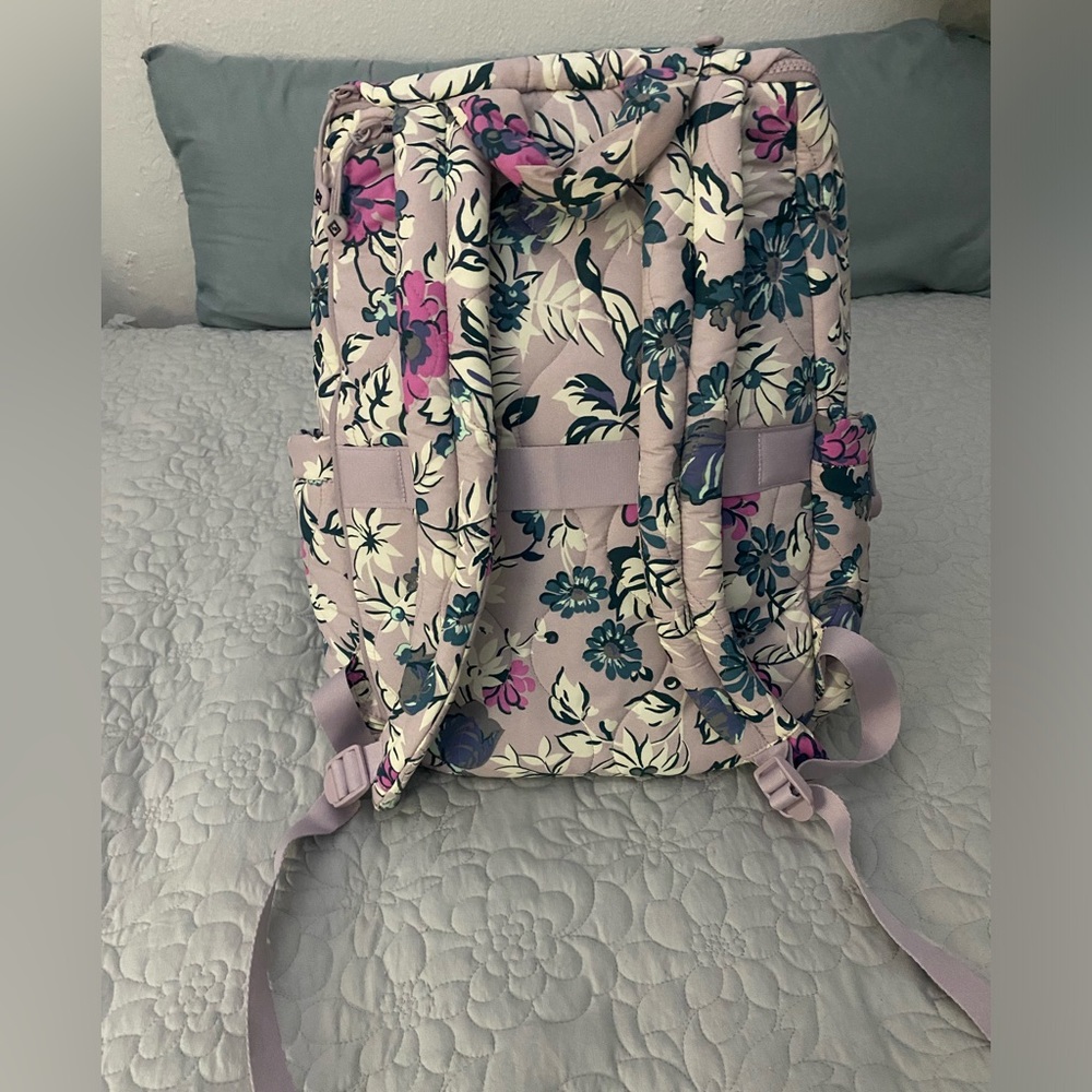 Vera Bradley NWT, Featherweight Commuter Backpack XL